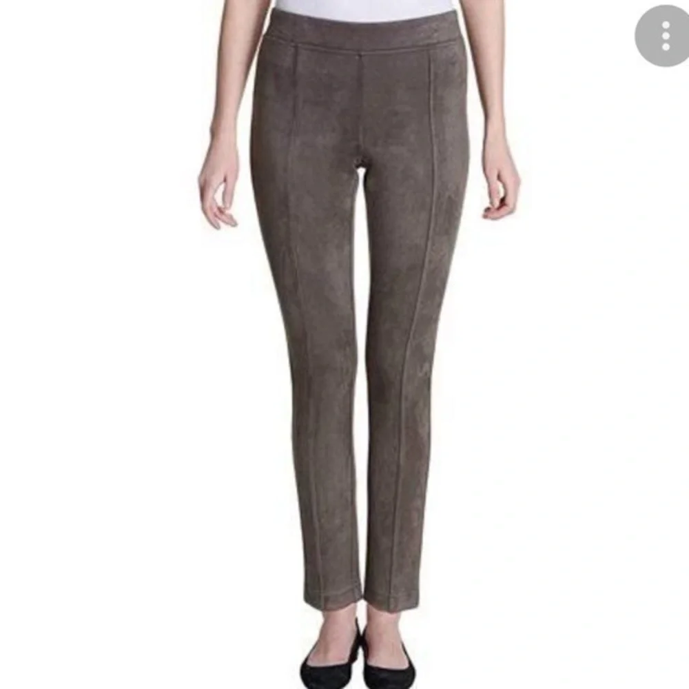 Andrew Marc super soft faux suede pull on pants